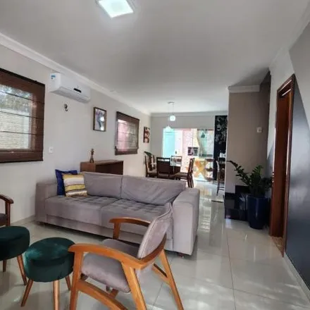 Buy this 3 bed house on Avenida Independência in Jardim Atlantico, Goiânia - GO