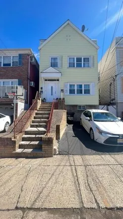 Rent this 3 bed house on 9198 Newkirk Avenue in Hudson Heights, North Bergen
