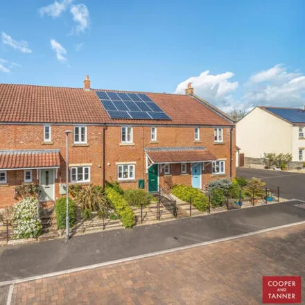 Buy this 3 bed townhouse on Trivetts Way in Cossington, TA7 8JN