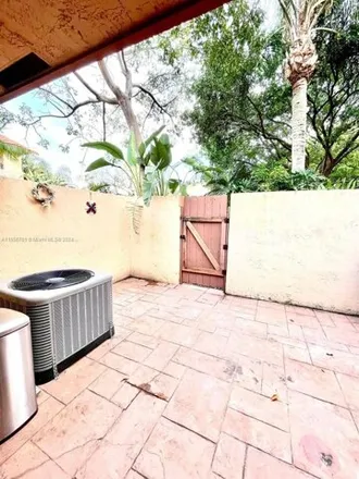 Image 5 - 11296 Southwest 9th Court, Pembroke Pines, FL 33025, USA - House for rent