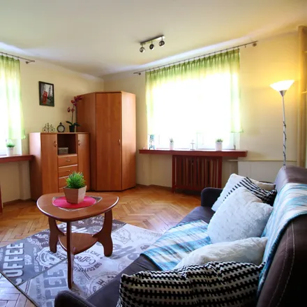 Rent this 1 bed apartment on Drewnowska 176 in 91-009 Łódź, Poland