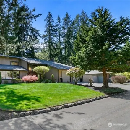 Buy this 4 bed house on 15129 Southeast 141st Place in Renton, WA 98059