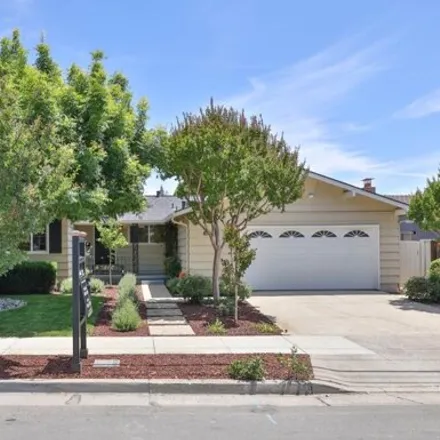 Image 2 - 10226 N Portal Ave, Cupertino, California, 95014 - House for sale