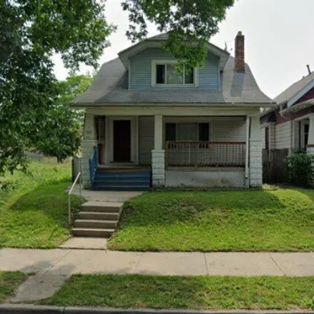 Rent this 4 bed house on 2860 N 36th St