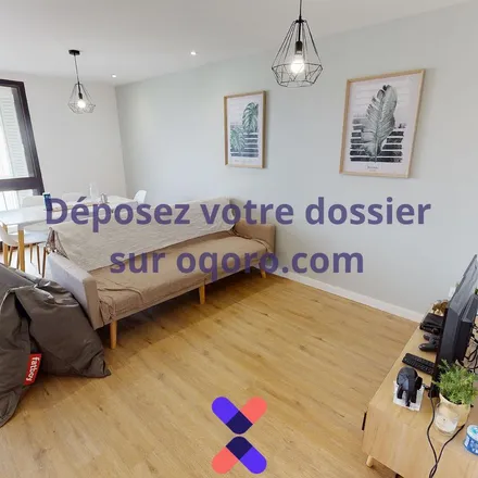 Rent this 5 bed apartment on 22 Rue Gérard Philipe in 38100 Grenoble, France