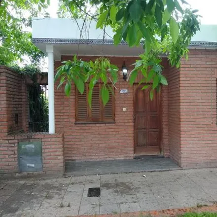 Buy this 3 bed house on Monseñor Schell 827 in Partido de Lomas de Zamora, 1828 Banfield