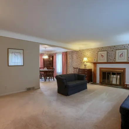 Image 3 - 1242 Hawthorne Road, Grosse Pointe Woods, MI 48236, USA - House for sale
