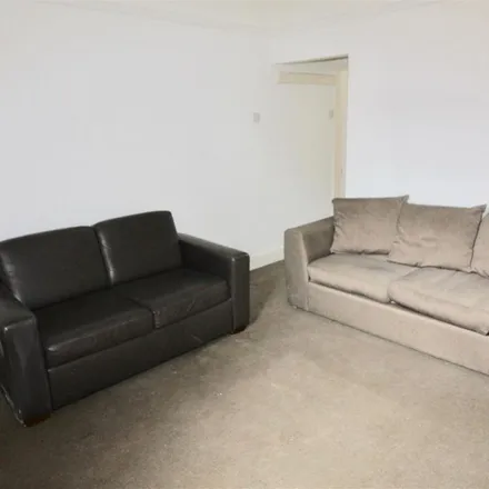 Image 2 - Lorne Road, Leicester, LE2 3AR, United Kingdom - Apartment for rent