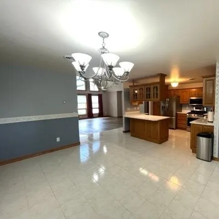 Image 4 - 1015 East 39th Street, Mission Hill North Township, SD 57078, USA - House for sale