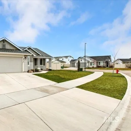 Image 2 - 5816 West Daphne Drive, Meridian, ID 83646, USA - House for sale