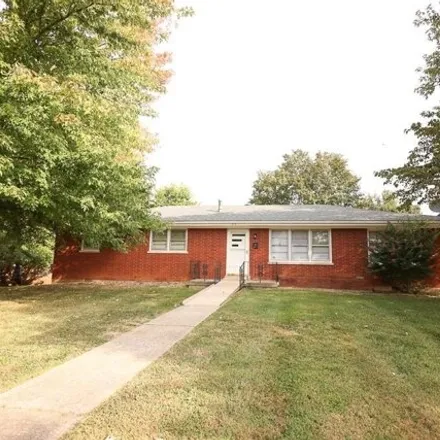 Image 1 - 499 Smith Street, Hodgenville, Larue County, KY 42748, USA - House for sale