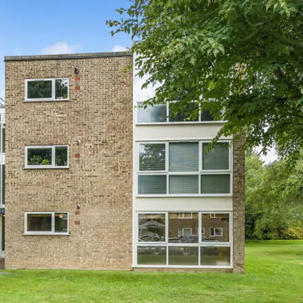 Buy this 2 bed apartment on The Spinney in North Watford, WD17 4QF