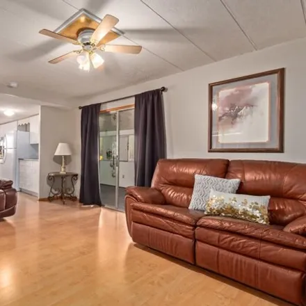 Image 2 - 9249 East Espana Avenue, Mesa, AZ 85208, USA - Apartment for sale