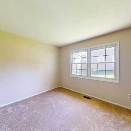 Image 2 - 13200 Ithan Lane, Idlewild, Bowie, MD 20715, USA - Apartment for rent
