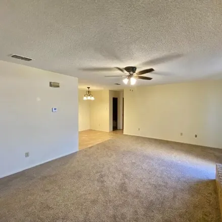 Image 2 - 7805 Avenue U, Lubbock, TX 79423, USA - Apartment for rent