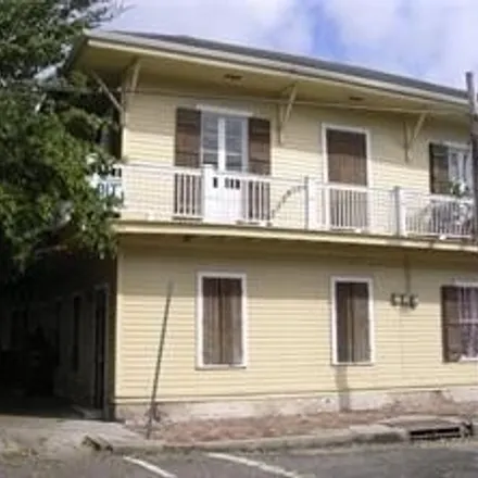 Image 1 - 1628 Prytania Street, New Orleans, LA 70130, USA - House for rent
