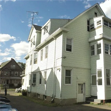 Image 4 - 27 Standish Street, Hartford, CT 06114, USA - Townhouse for sale