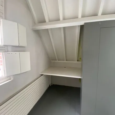 Rent this 1 bed apartment on Sint-Widostraat 6 in 9000 Ghent, Belgium