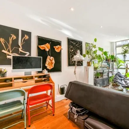 Buy this 1 bed apartment on Blackstock Mews in Londres, London