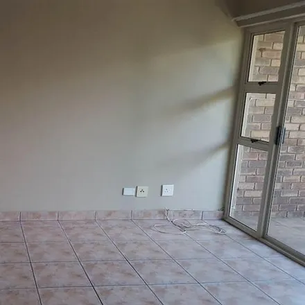 Image 3 - 58 Jeugd St, Potchefstroom, 2520, South Africa - Apartment for rent