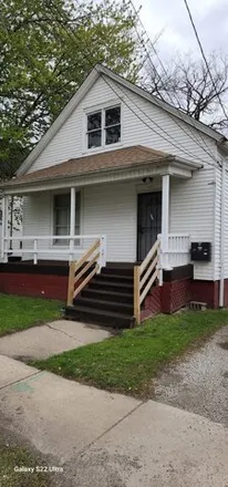 Buy this 6 bed house on 403 East 144th Street in Dolton, IL 60419