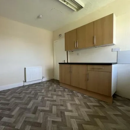 Image 6 - Port Glasgow Road, Kilmacolm, PA13 4QJ, United Kingdom - Apartment for rent