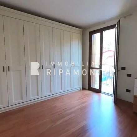 Image 6 - Via Quarto, 23900 Lecco LC, Italy - Apartment for rent