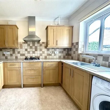 Image 3 - Stratford Place, Pennington, SO41 9TL, United Kingdom - House for sale