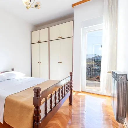 Rent this 3 bed apartment on HGSS Stanica Split - ispostava Kaštela in Trg hrvatske mladeži, 21215 Grad Kaštela