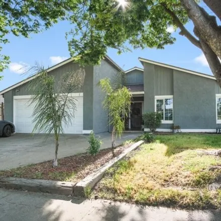 Buy this 3 bed house on 3208 Dry Creek Drive in Modesto, CA 95354