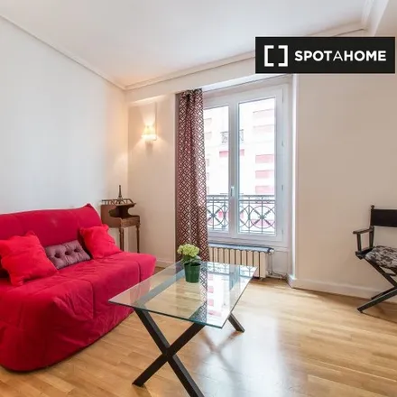 Rent this 2 bed apartment on Juris in Rue Dareau, 75014 Paris