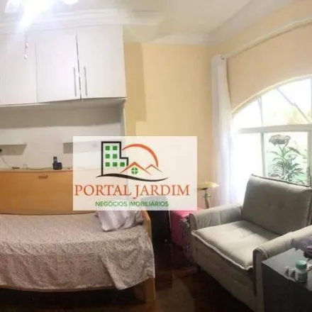 Rent this 3 bed house on Escola Estadual Marechal Juarez Távora in Rua das Figueiras 2491, Campestre
