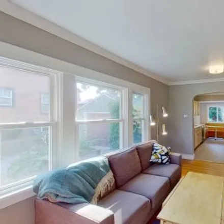 Buy this 3 bed apartment on 4137 Northeast 70Th Avenue in Roseway, Portland