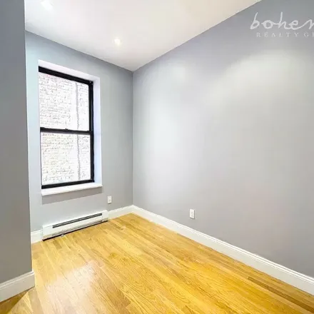 Rent this 5 bed apartment on 312 West 114th Street in New York, NY 10026