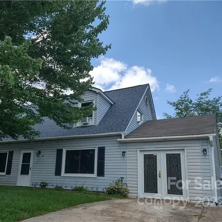 Buy this 4 bed house on 20 Lionel Place in Camelot, Asheville