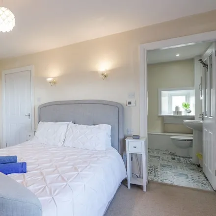 Rent this 2 bed duplex on Moray in IV30 5TJ, United Kingdom