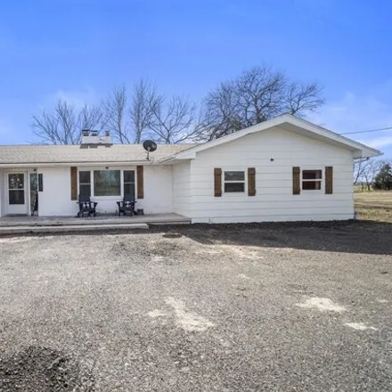 Buy this 5 bed house on 4299 US 75 in Independence, KS 67301