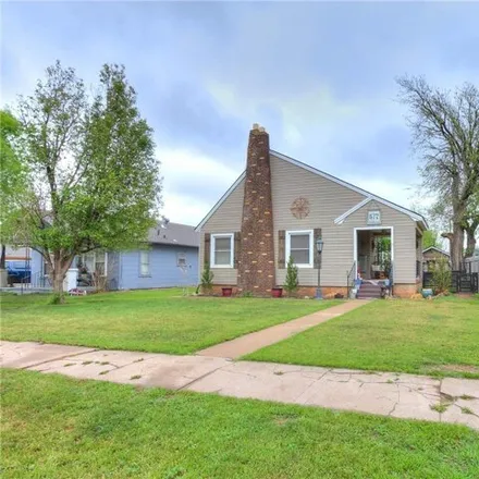 Buy this 3 bed house on 555 South 8th Street in Kingfisher, OK 73750