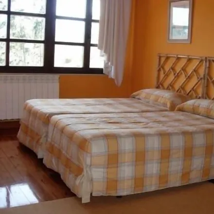 Rent this 2 bed townhouse on San Vicente de la Barquera in Cantabria, Spain