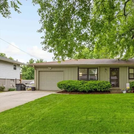 Buy this 3 bed house on 9357 Miami Street in Omaha, NE 68134