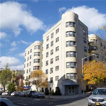 Buy this 1 bed condo on 190 East Mosholu Parkway South in New York, NY 10458