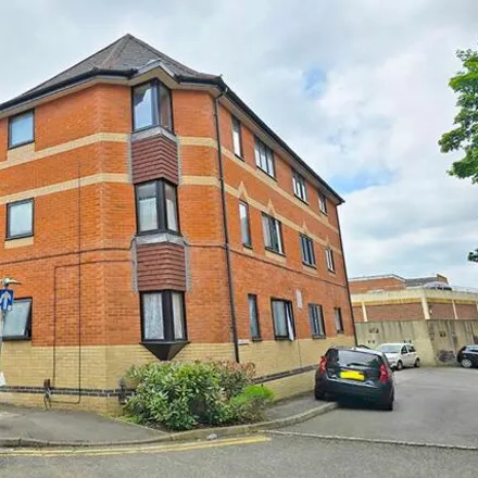 Buy this 1 bed apartment on 1-14 Priors Court in Katesgrove, Reading