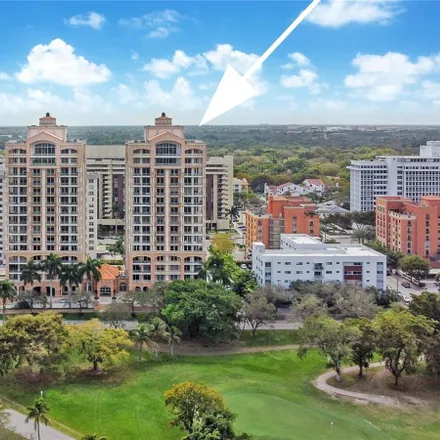 Image 3 - 626 Southwest 24th Street, Coral Gables, FL 33134, USA - Condo for sale