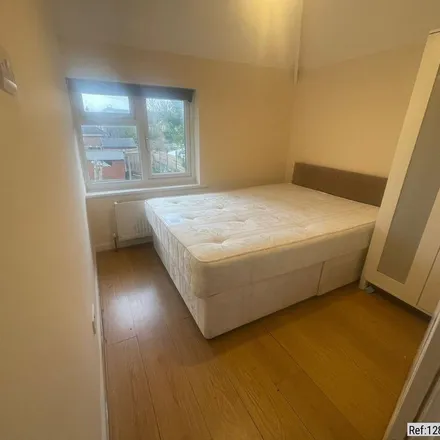 Rent this 3 bed duplex on King Henry's Road in London, KT1 3QA