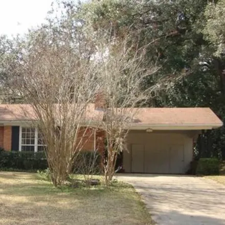 Rent this 3 bed house on 2918 Lasswade Drive in Tallahassee, FL 32312