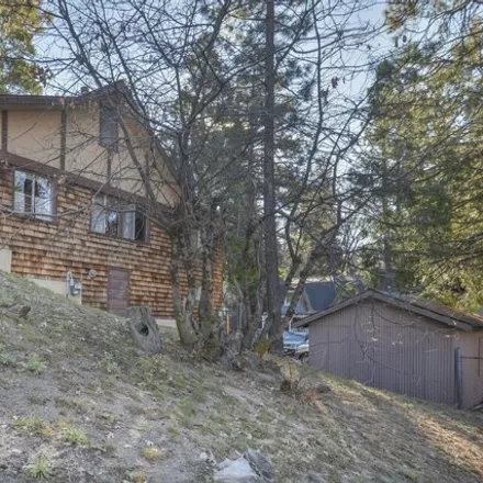 Image 2 - 32800 Upper Boulder Road, Arrowbear Lake, Running Springs, CA 92382, USA - House for sale