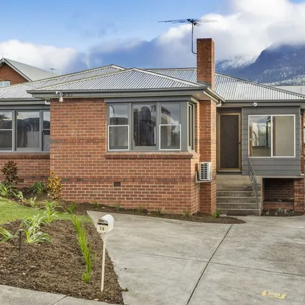 Image 3 - 2 Wendover Place, New Town TAS 7008, Australia - Apartment for rent