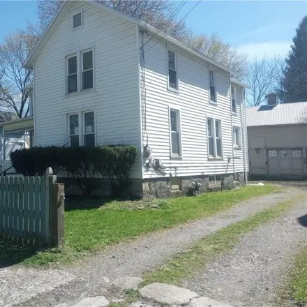 Image 5 - 11 Brown Avenue, City of Cortland, NY 13045, USA - House for sale