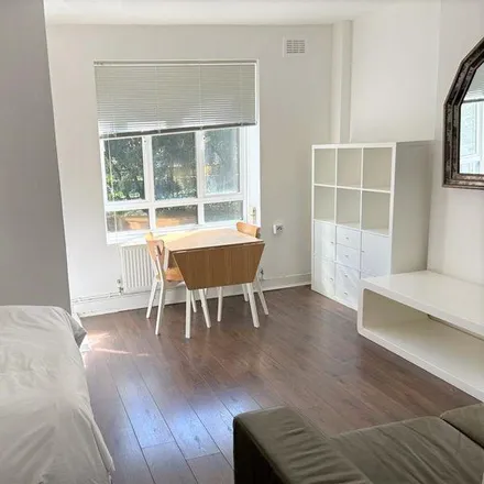 Rent this studio apartment on Holmesdale House in Kilburn Vale, London