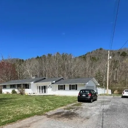 Image 5 - 198 Pritchard Street, Roan Mountain, Carter County, TN 37687, USA - House for sale